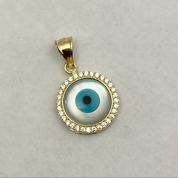 Solid 14K Gold Round Evil Eye Amulet Pendant